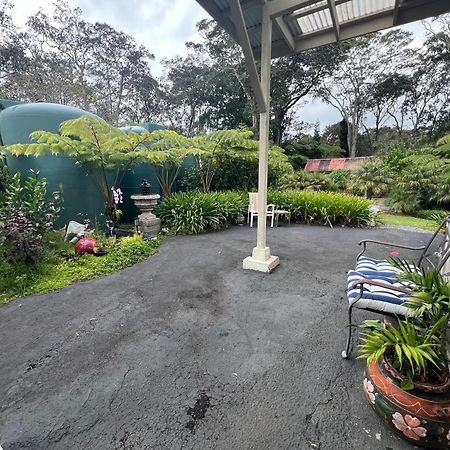 Aloha Junction Bed And Breakfast -Minutes Away From Hawaii Volcanoes National Park Екстер'єр фото