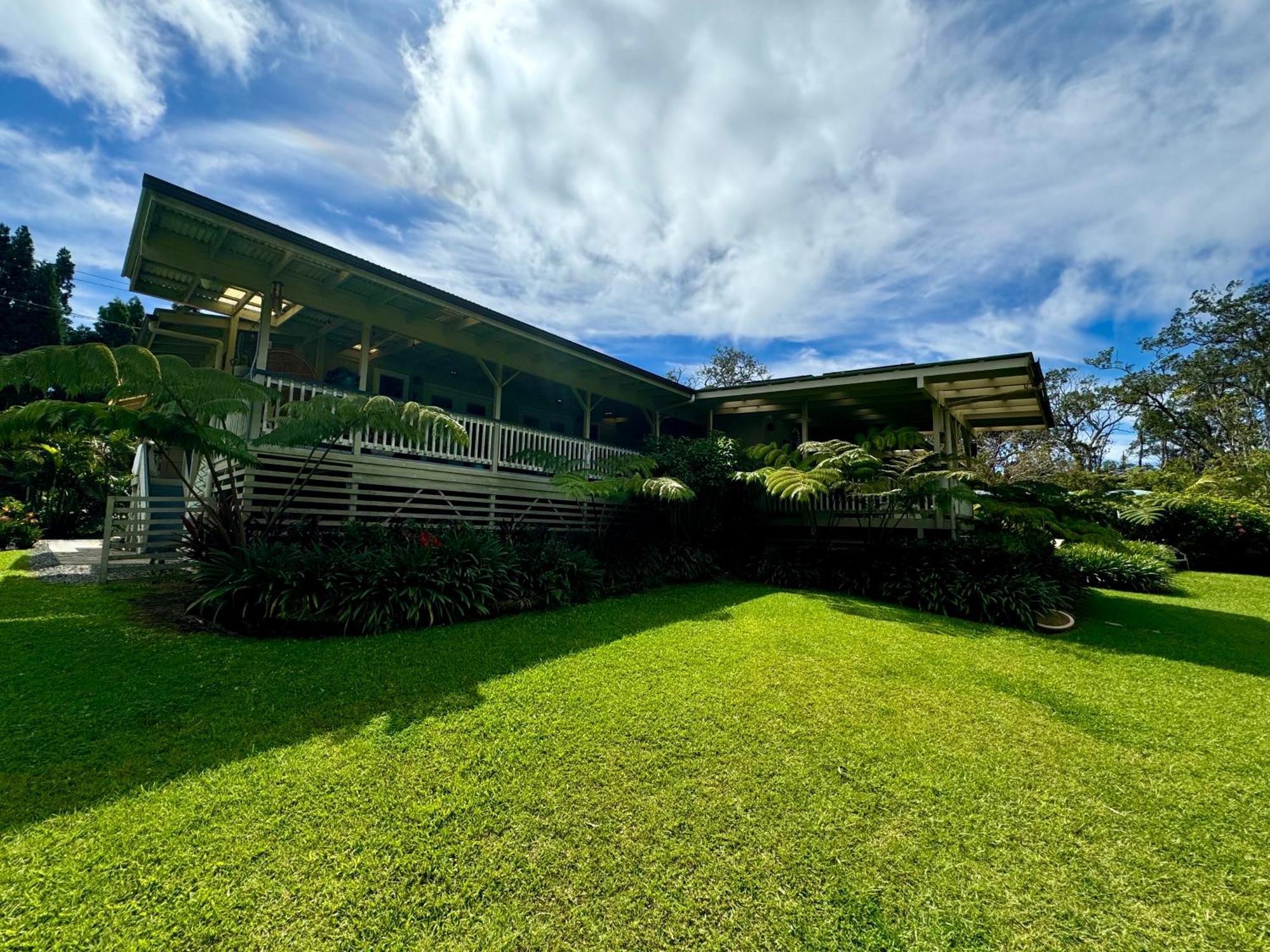 Aloha Junction Bed And Breakfast -Minutes Away From Hawaii Volcanoes National Park Екстер'єр фото